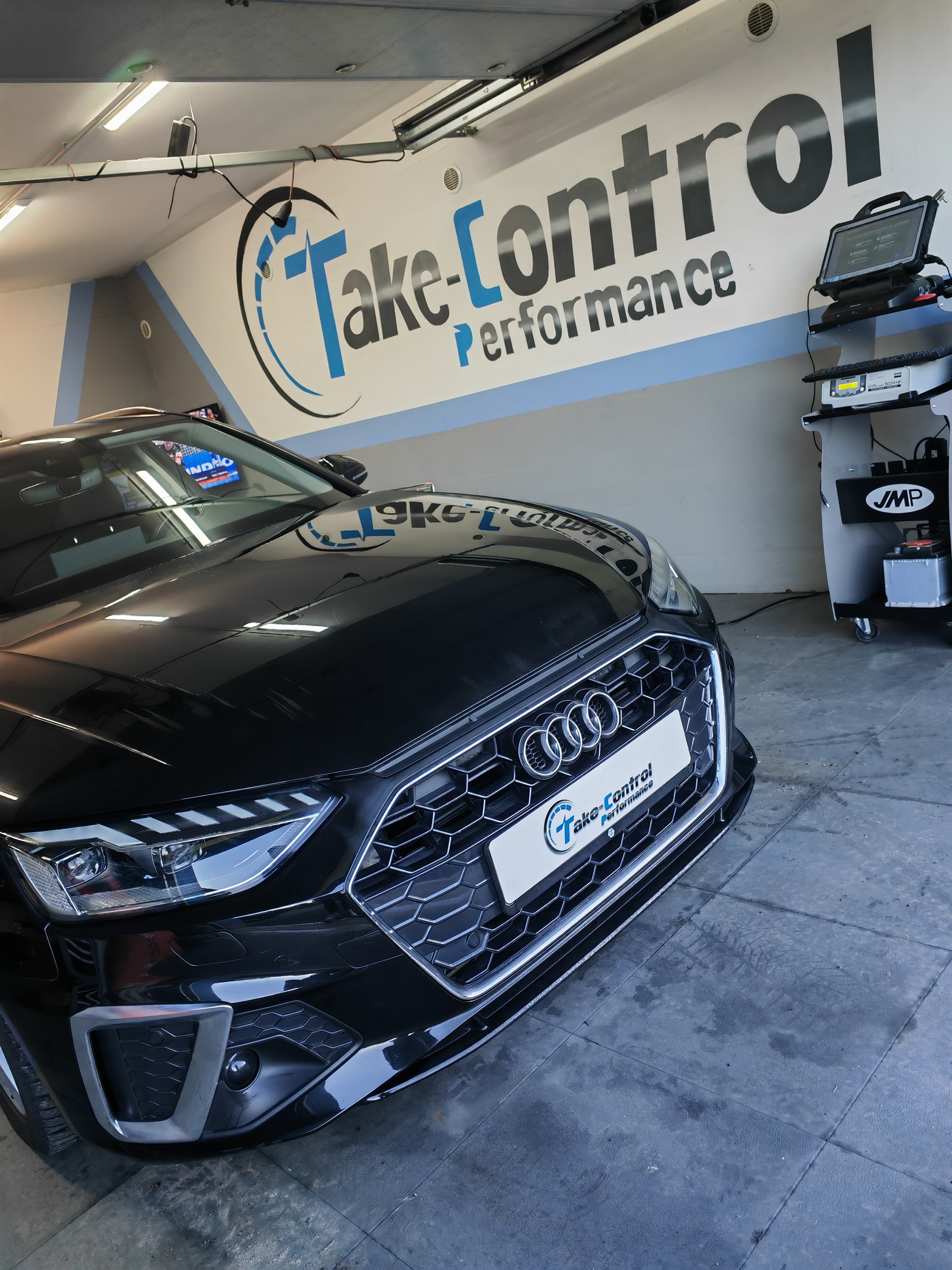 Audi A4 8W Einparkhilfe vorne - PDC vorne