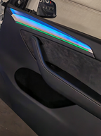 Ambientebeleuchtung Nachrüst-Set inkl. Montage – Tesla Model 3 / Y (App-gesteuert)