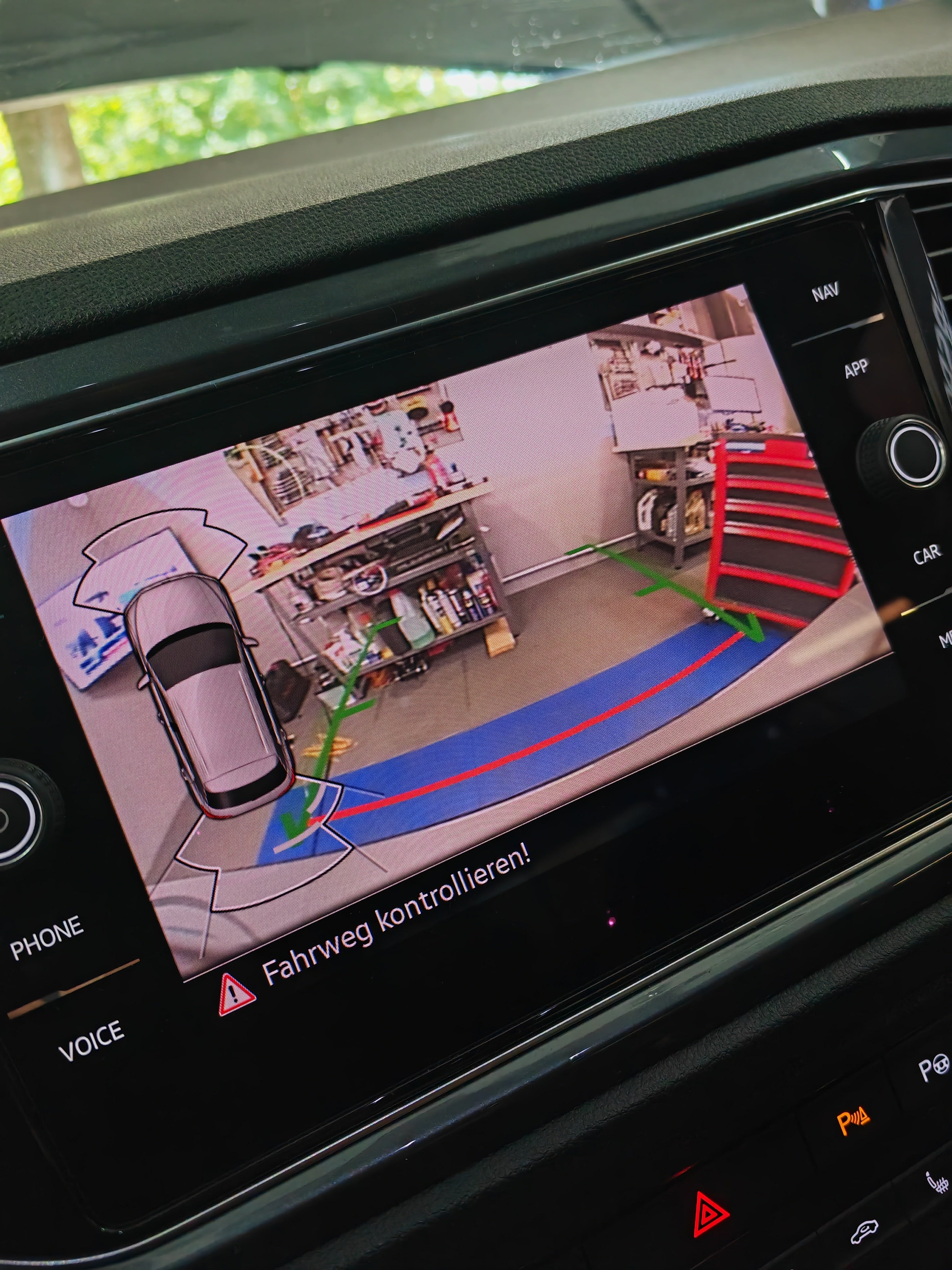 VW T Roc A1 – Rückfahrkamera Nachrüstung inkl. Montage ab